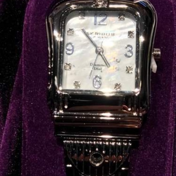 AKRIBOS XXIV Ladies Watch Gift Set of 3 - Picture 4 of 5